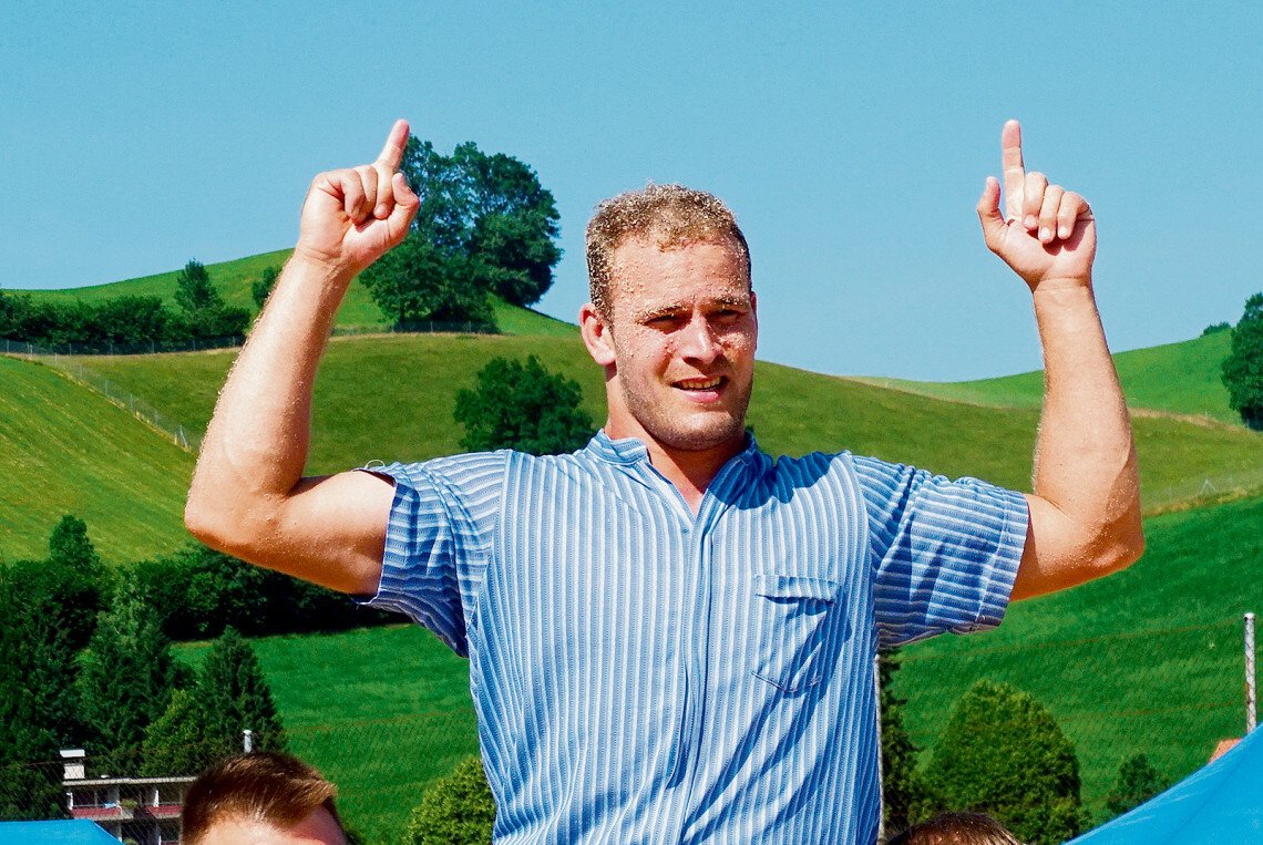 Joel Ambühl wurde seiner Favoritenrolle gerecht