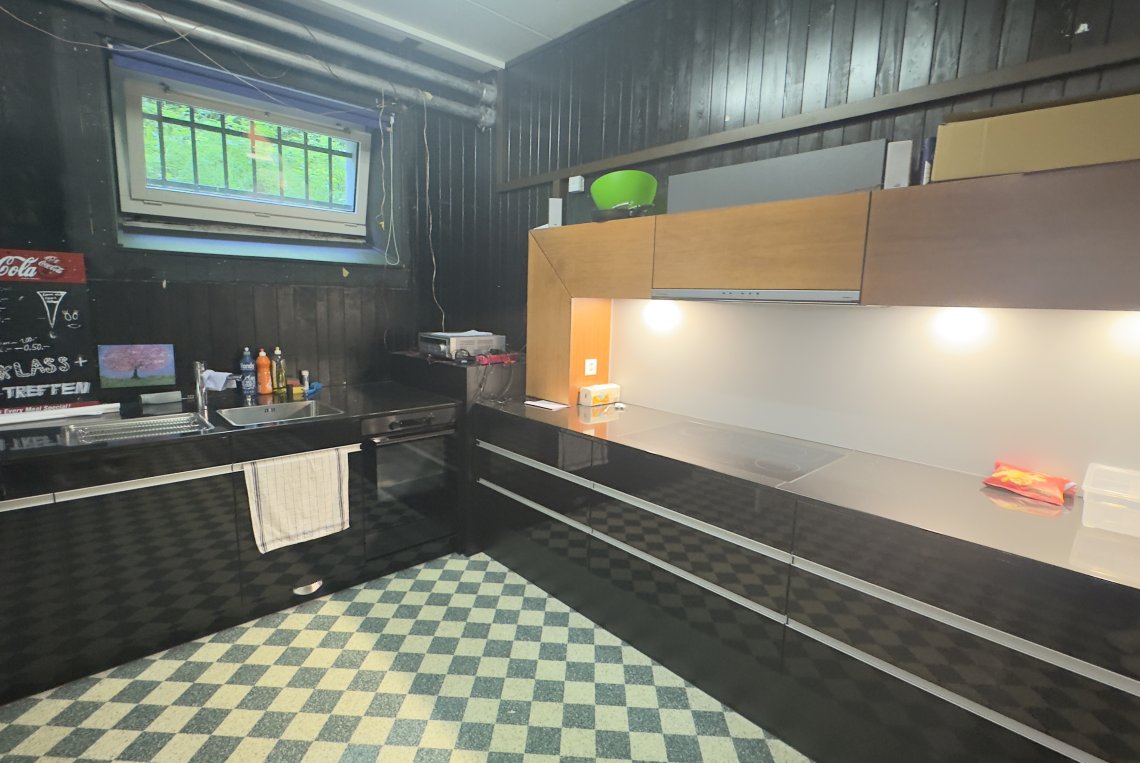 Neue Küche für den Jugendtreff Bluepoint – Müller & Zihlmann AG ermöglicht umfassende Erneuerung