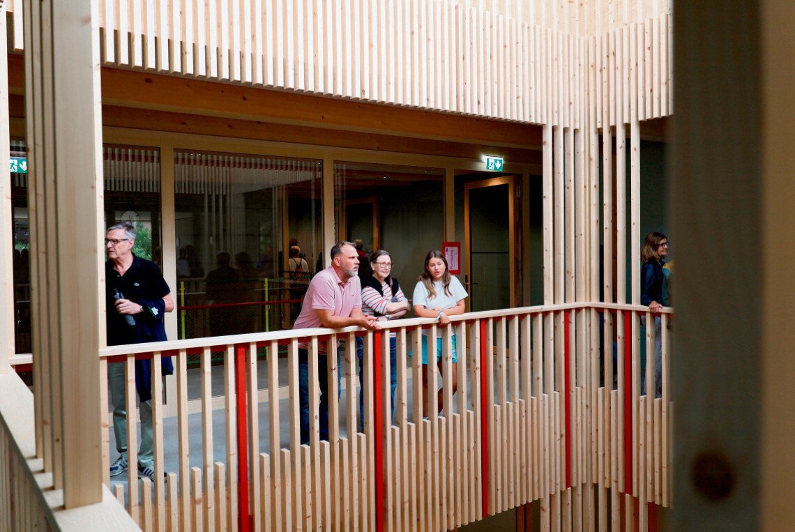 Schulhauseröffnung wird zum Volksfest