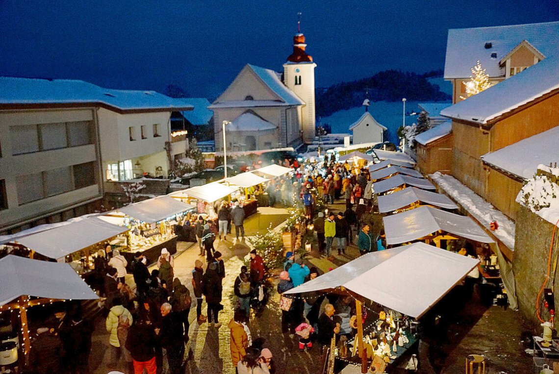 Weihnachtstimmung im Kerzenlicht