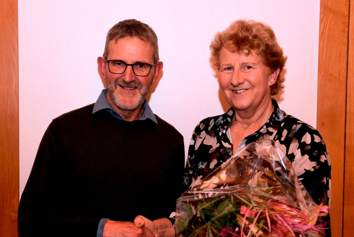 Erste Frau bei Seniorenmusik