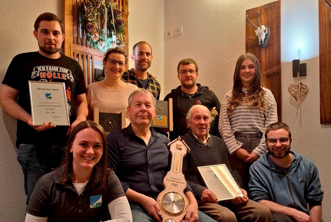 Sigi Bieri für 50 Jahre Musizieren geehrt