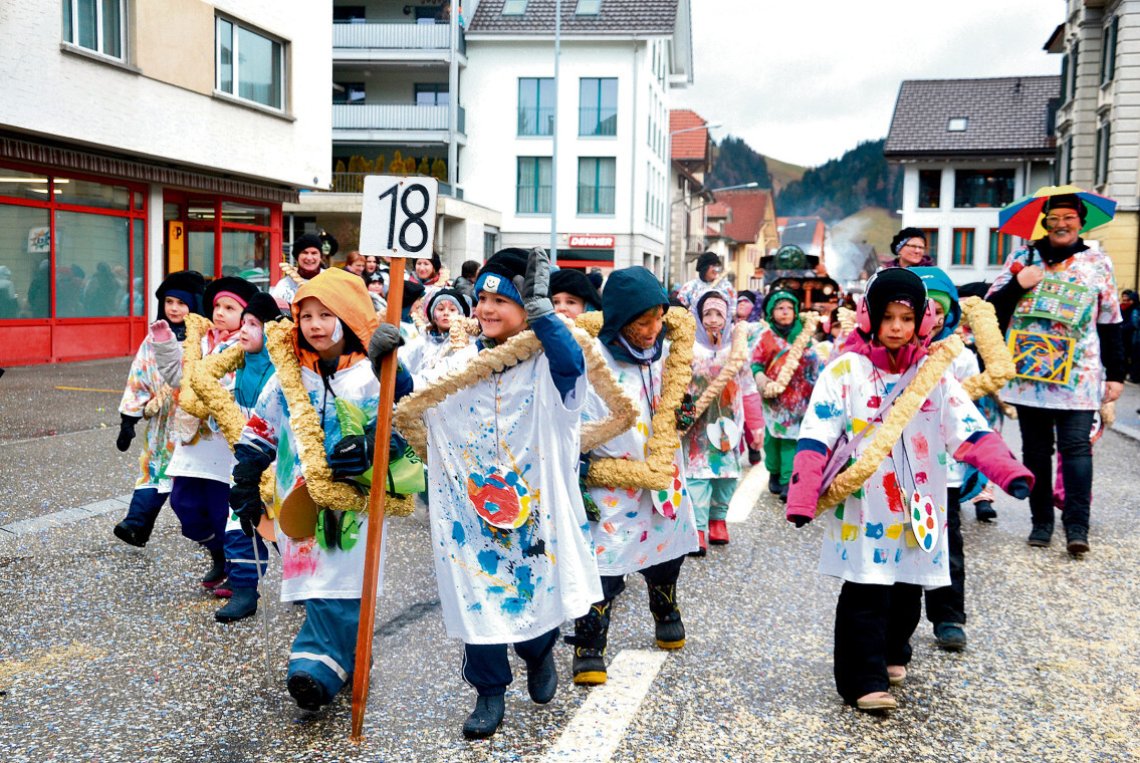 Mit kakophonischen Klängen dem Regen getrotzt